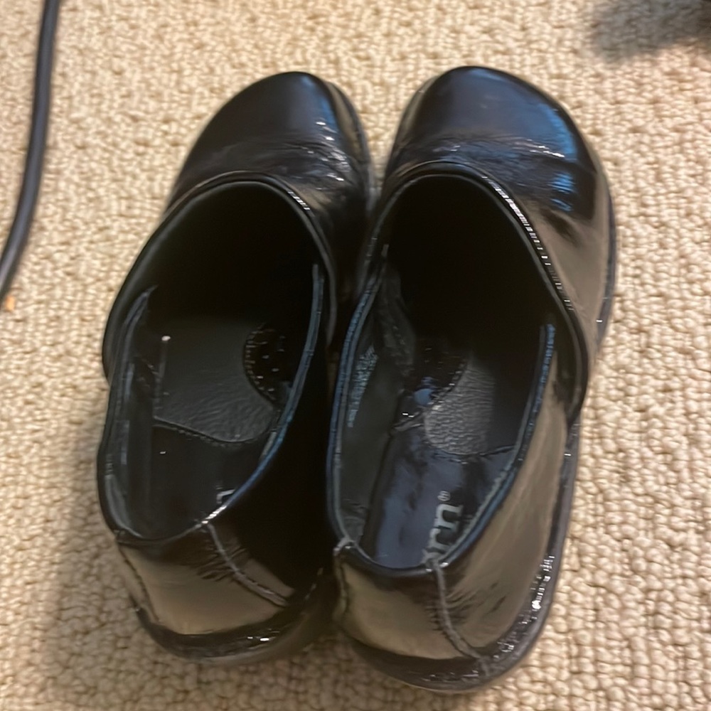 Born Slip-Ons 36